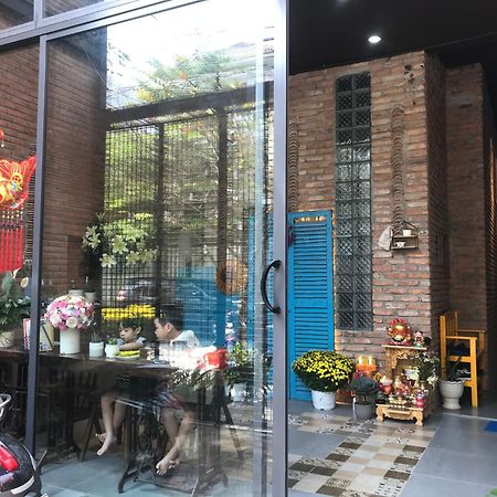 Ngoi House Hotel Дананг Екстериор снимка