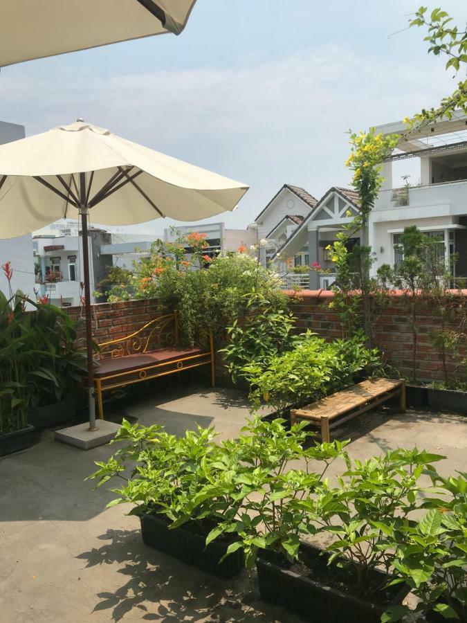 Ngoi House Hotel Дананг Екстериор снимка