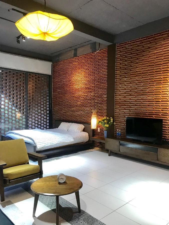 Ngoi House Hotel Дананг Екстериор снимка